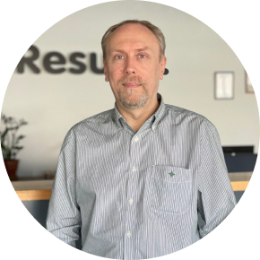 Ihor Translator & Content Writer